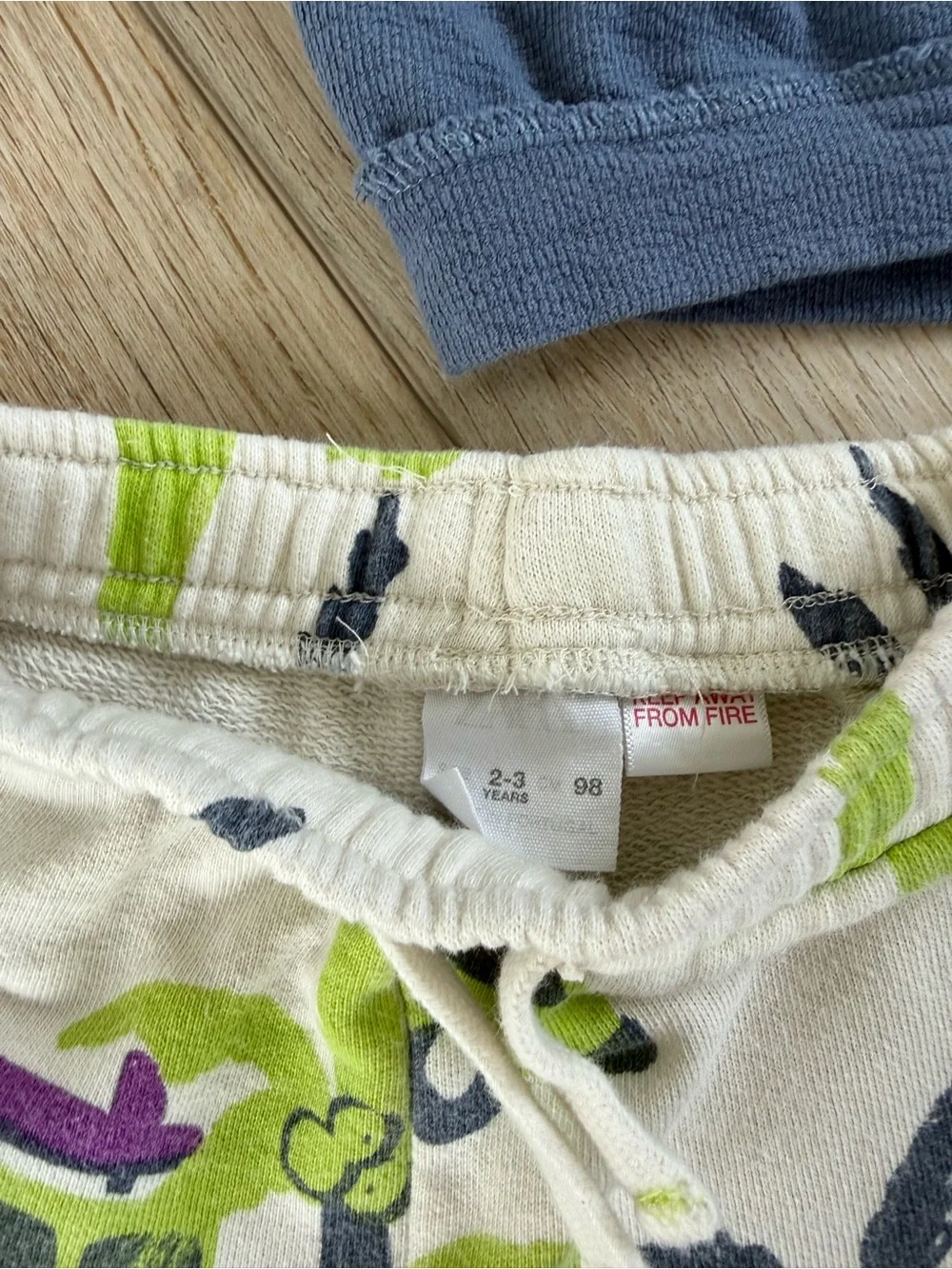 Zara Navy Hoodie Top with Aqua and Cream Printed Shorts